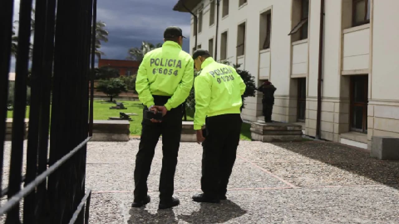 photologuephotos2024-10policiajpg photologuephotos2024-10policiajpg
