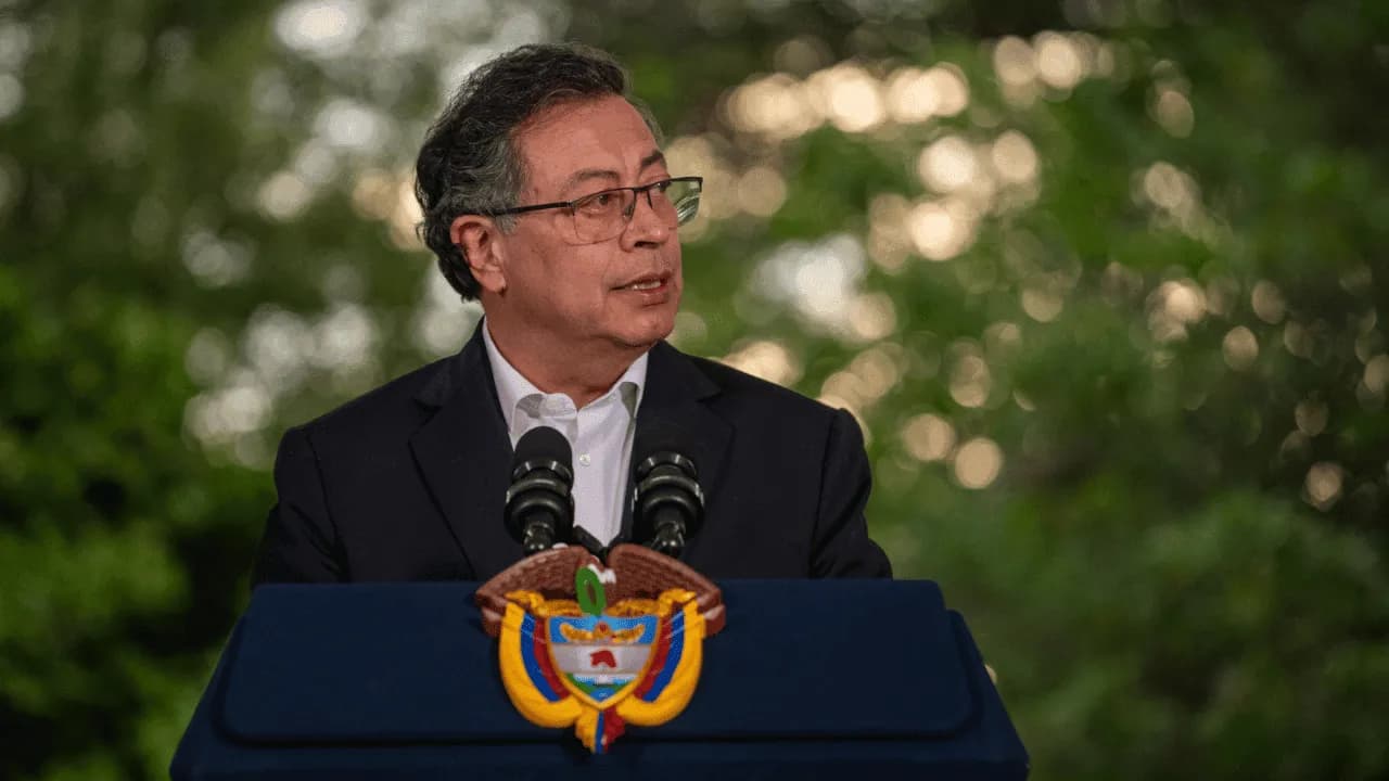 photologuephotos2024-11foto_del_presidente_gustavo_petropng photologuephotos2024-11foto_del_presidente_gustavo_petropng