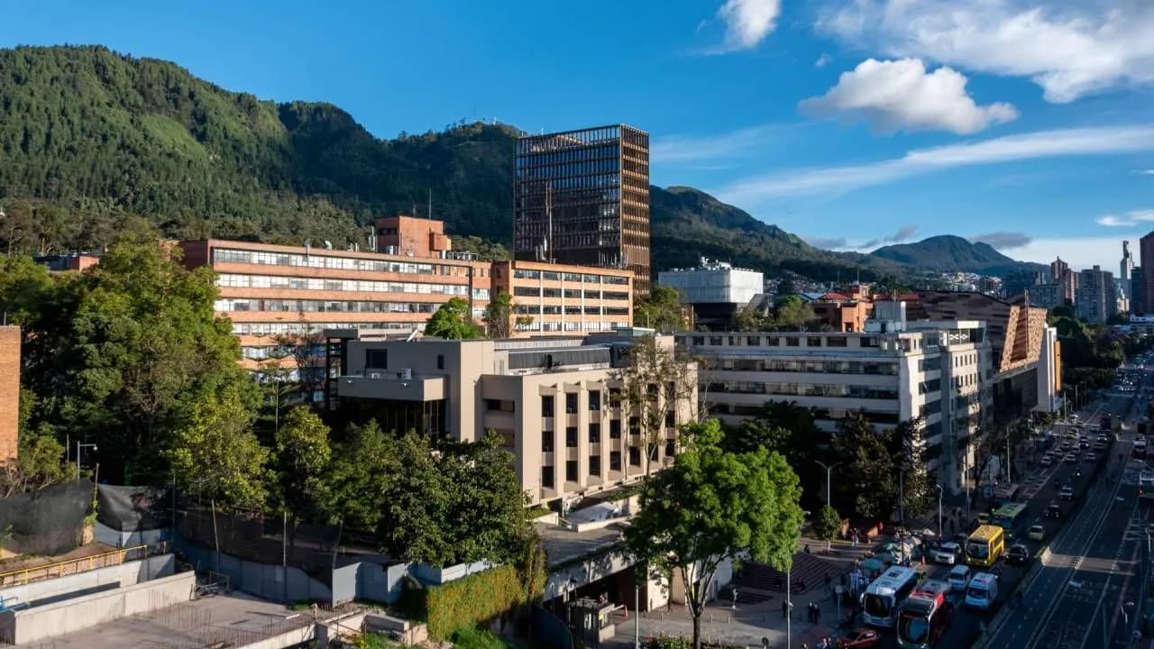 photologuephotos2024-10la_javeriana_dara_224_becas_para_el_primer_semestre_de_2025jpg photologuephotos2024-10la_javeriana_dara_224_becas_para_el_primer_semestre_de_2025jpg