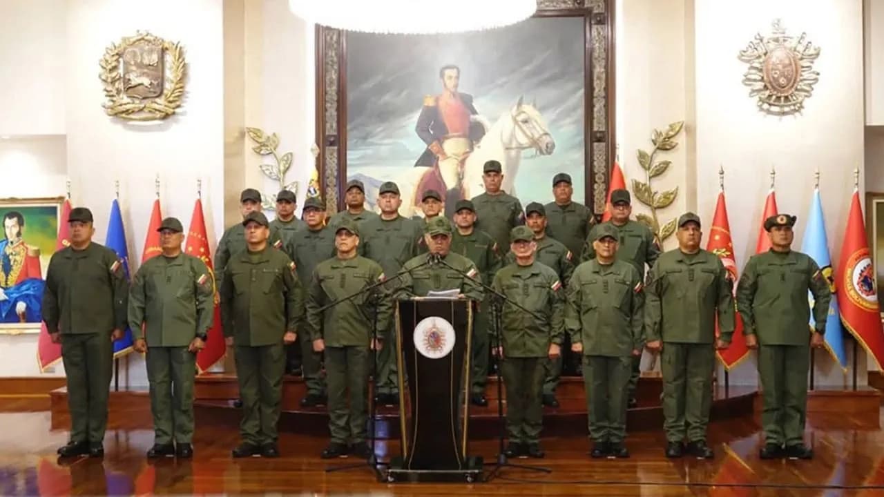 photologuephotos2025-01cupula_venezuelajpg photologuephotos2025-01cupula_venezuelajpg