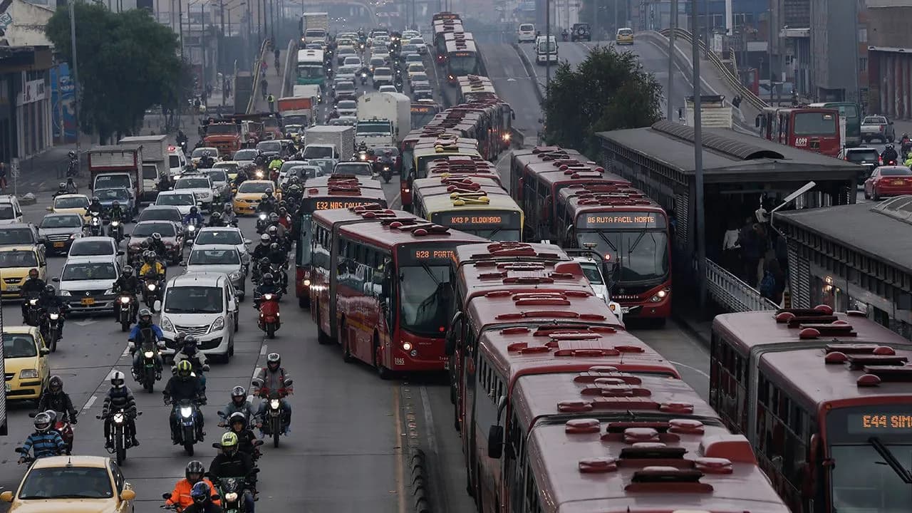 photologuephotos2024-12trafico_bogota_portadajpg photologuephotos2024-12trafico_bogota_portadajpg