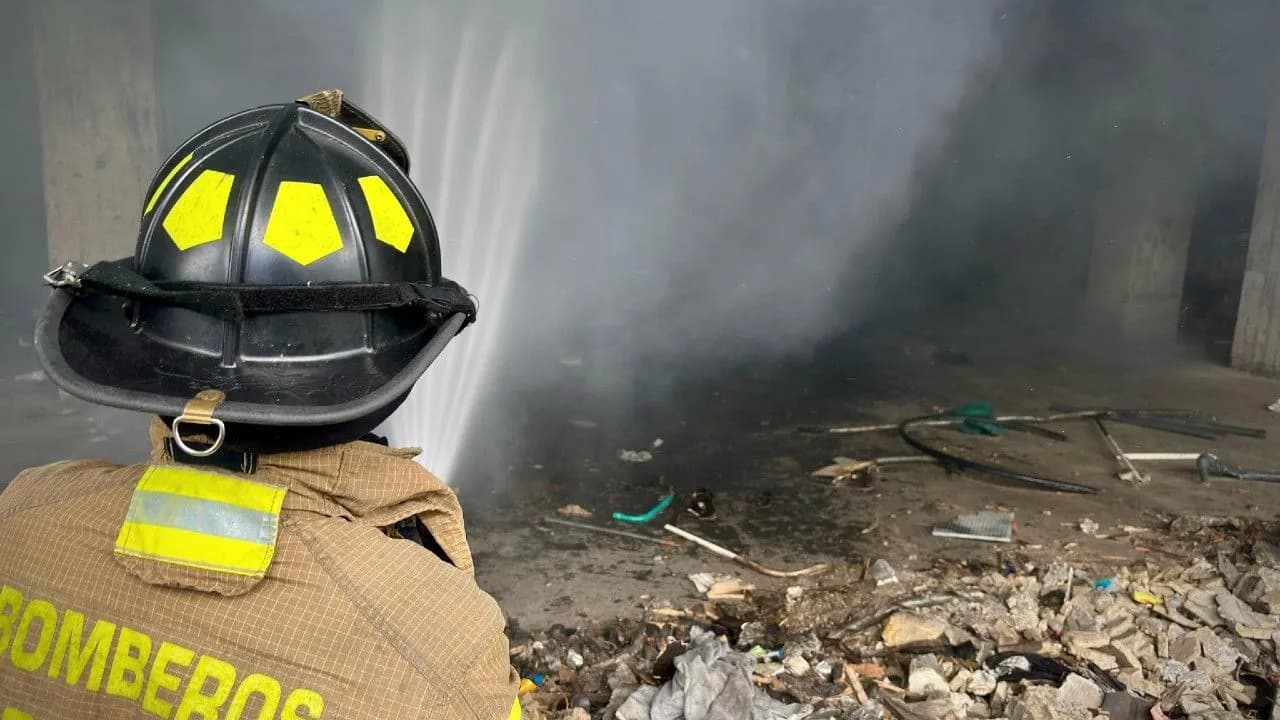photologuephotos2025-03bomberosjpg photologuephotos2025-03bomberosjpg