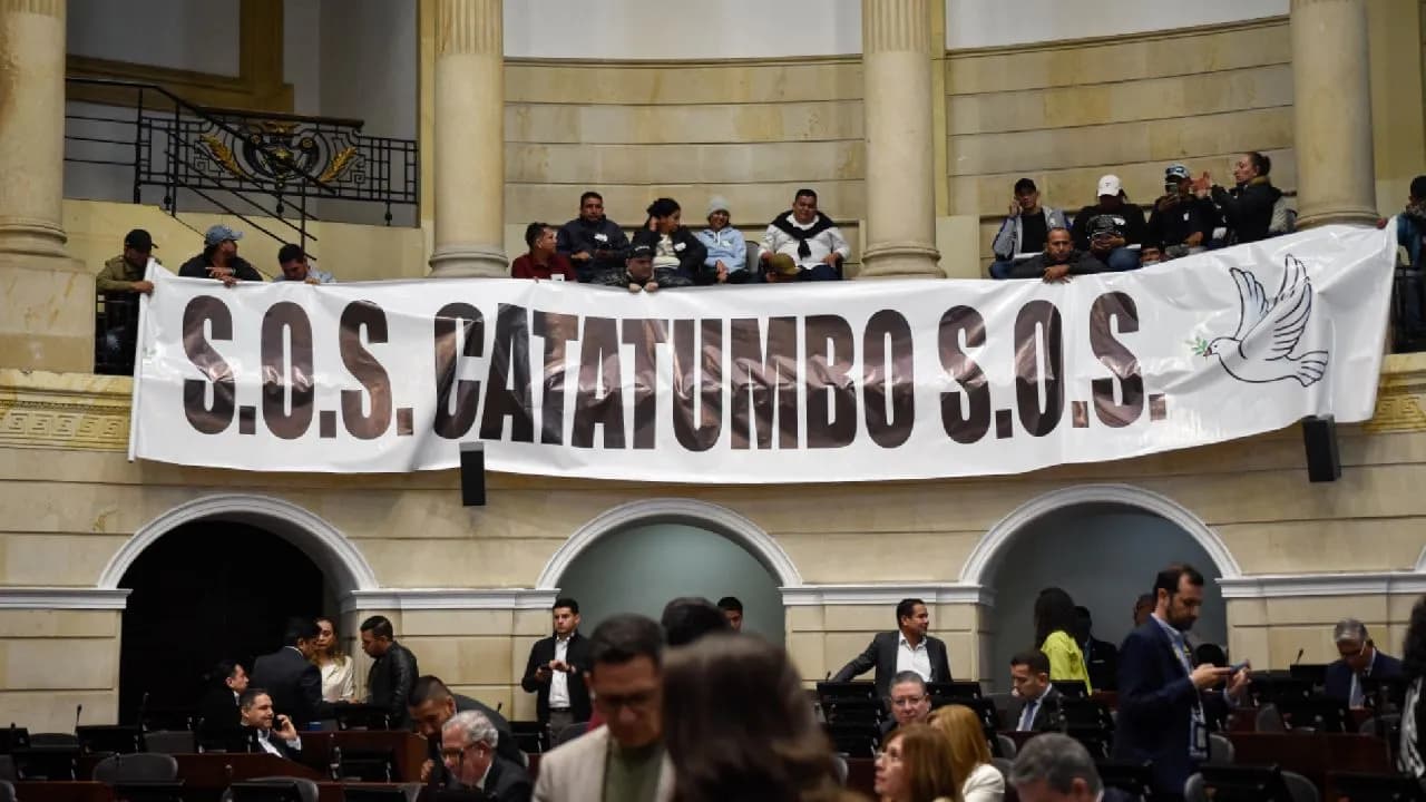photologuephotos2025-02informe-congreso-conmocion-interiorjpg photologuephotos2025-02informe-congreso-conmocion-interiorjpg