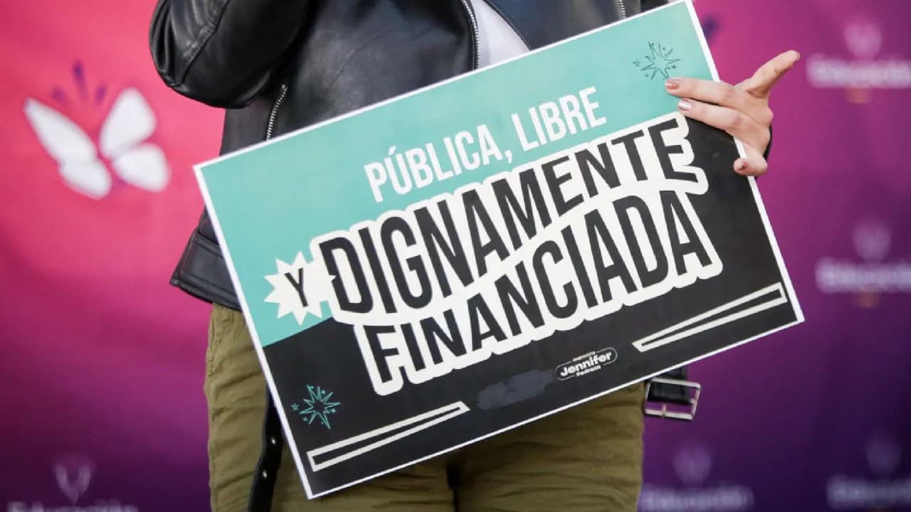 photologuephotos2025-04decreto-formalziacionjpg photologuephotos2025-04decreto-formalziacionjpg