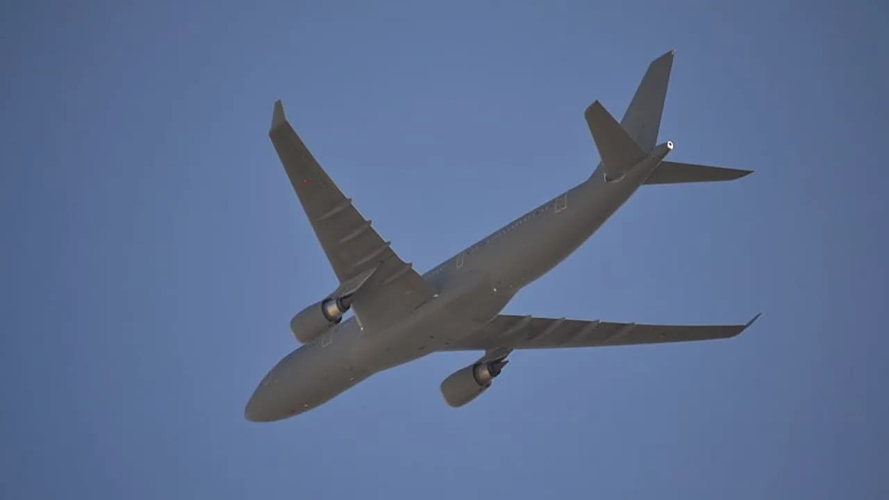 photologuephotos2025-01desfile_aereo_del_12_de_octubre_de_2022_en_madrid_25jpg photologuephotos2025-01desfile_aereo_del_12_de_octubre_de_2022_en_madrid_25jpg