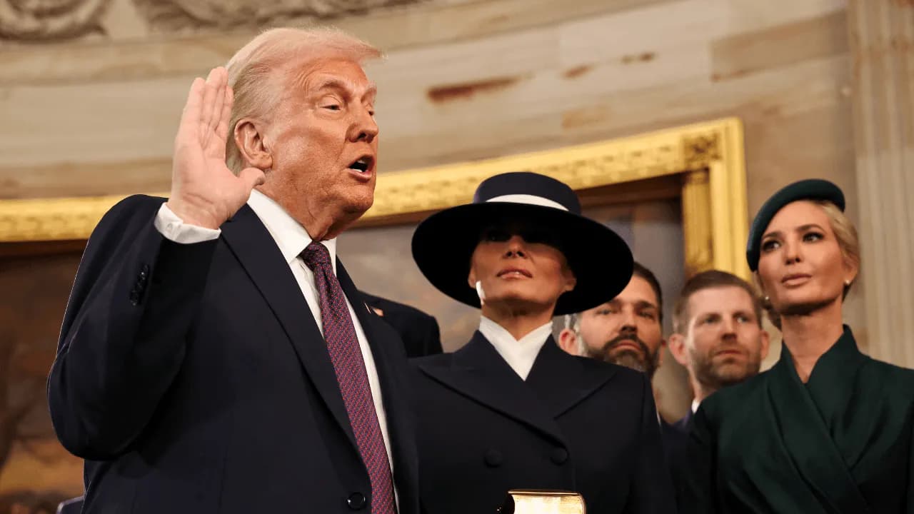 trump_y_putin_acuerdan_iniciar_negociaciones_para_acabar_con_la_guerra_en_ucrania.png trump_y_putin_acuerdan_iniciar_negociaciones_para_acabar_con_la_guerra_en_ucrania.png