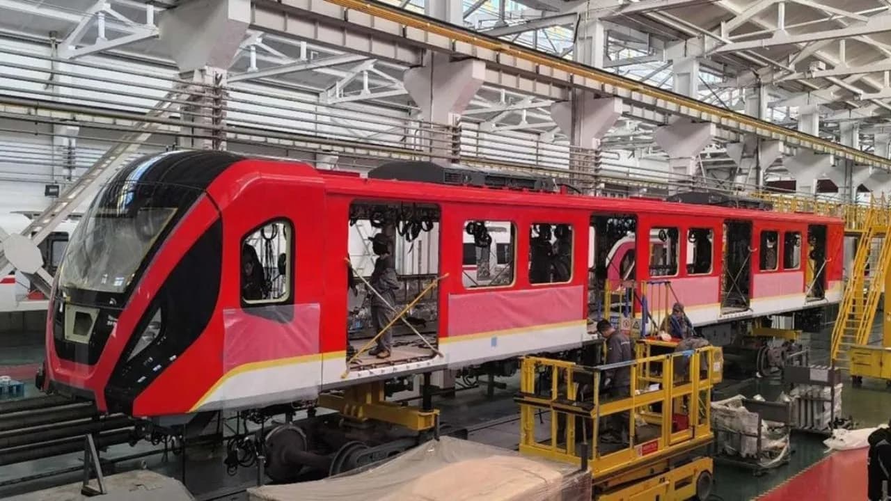 photologuephotos2025-03en_imagenes_alcalde_galan_presento_el_primer_tren_del_metro_de_bogotajpg photologuephotos2025-03en_imagenes_alcalde_galan_presento_el_primer_tren_del_metro_de_bogotajpg