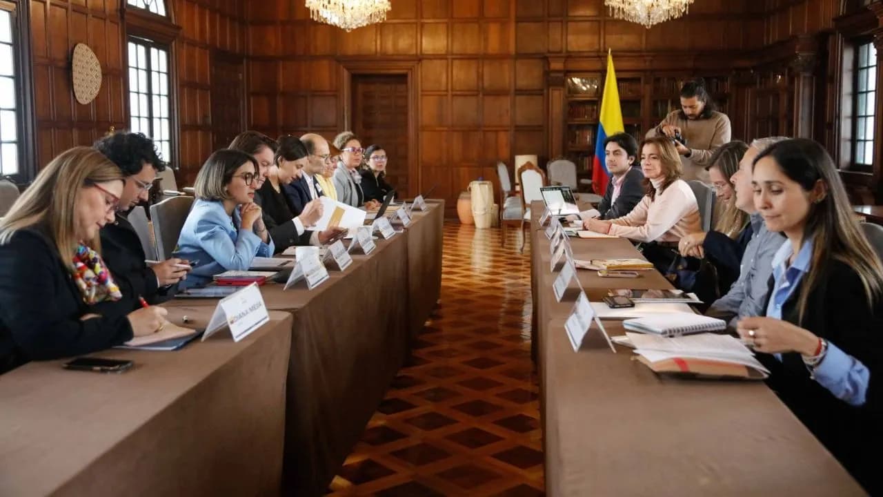 photologuephotos2025-04gobierno_y_gremios_instalan_mesa_permanente_para_adoptar_medidas_ante_aranceles_de_estados_unidosjpg photologuephotos2025-04gobierno_y_gremios_instalan_mesa_permanente_para_adoptar_medidas_ante_aranceles_de_estados_unidosjpg