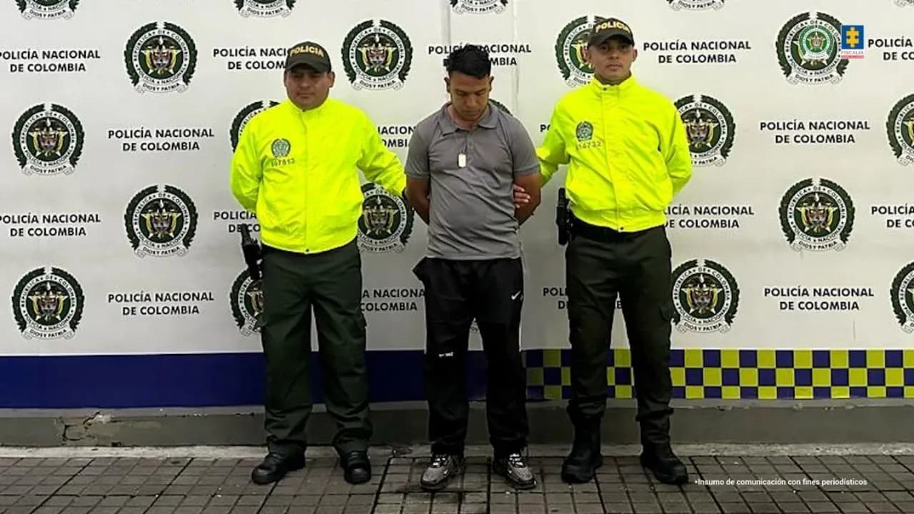 photologuephotos2025-04a_la_carcel_hombre_que_tenia_mas_de_97000_fotografias_y_videos_sobre_explotacion_sexual_de_menoresjpg photologuephotos2025-04a_la_carcel_hombre_que_tenia_mas_de_97000_fotografias_y_videos_sobre_explotacion_sexual_de_menoresjpg
