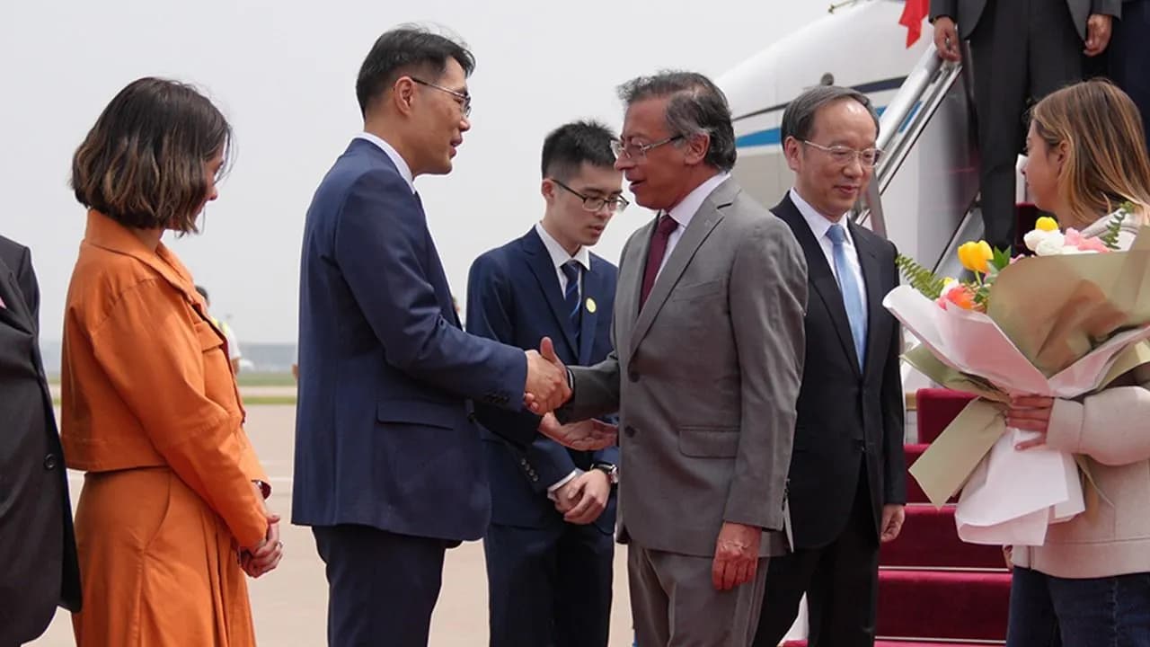 petro_en_china_2.jpeg petro_en_china_2.jpeg