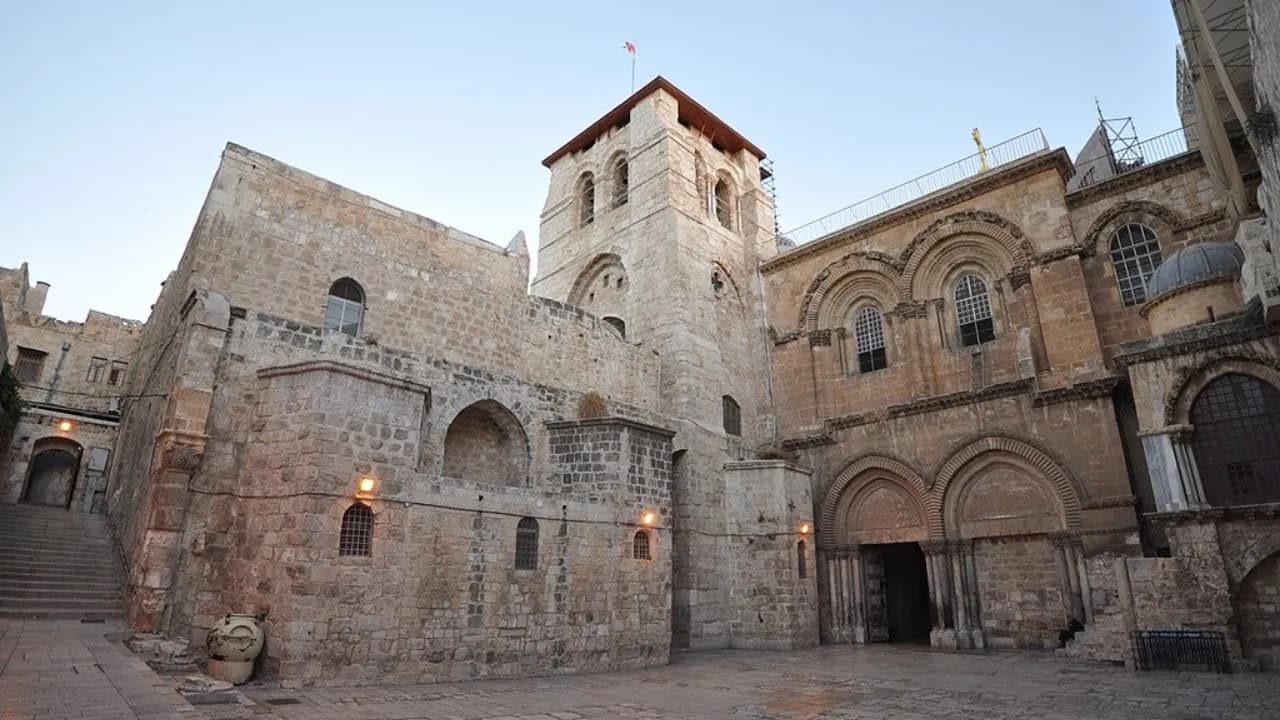 photologuephotos2025-04the_church_of_the_holy_sepulchre-jerusalem_1jpg photologuephotos2025-04the_church_of_the_holy_sepulchre-jerusalem_1jpg