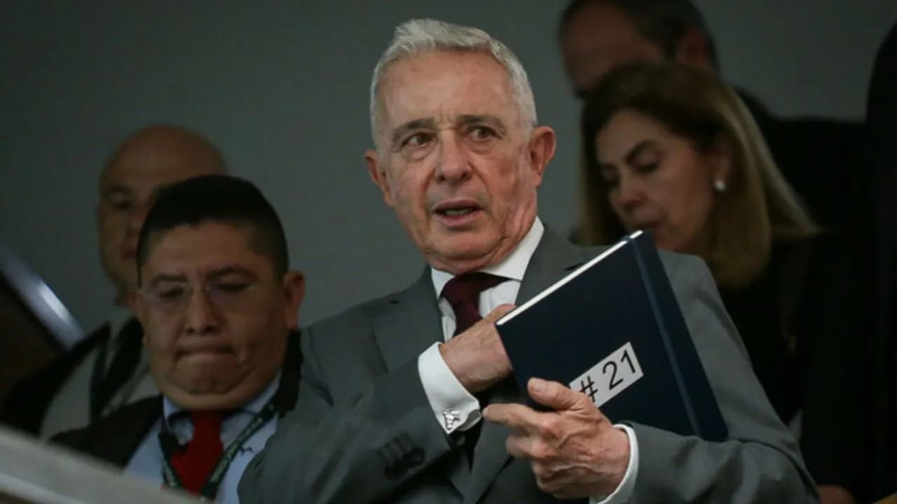 uribe_cierre_testificacion.jpg uribe_cierre_testificacion.jpg