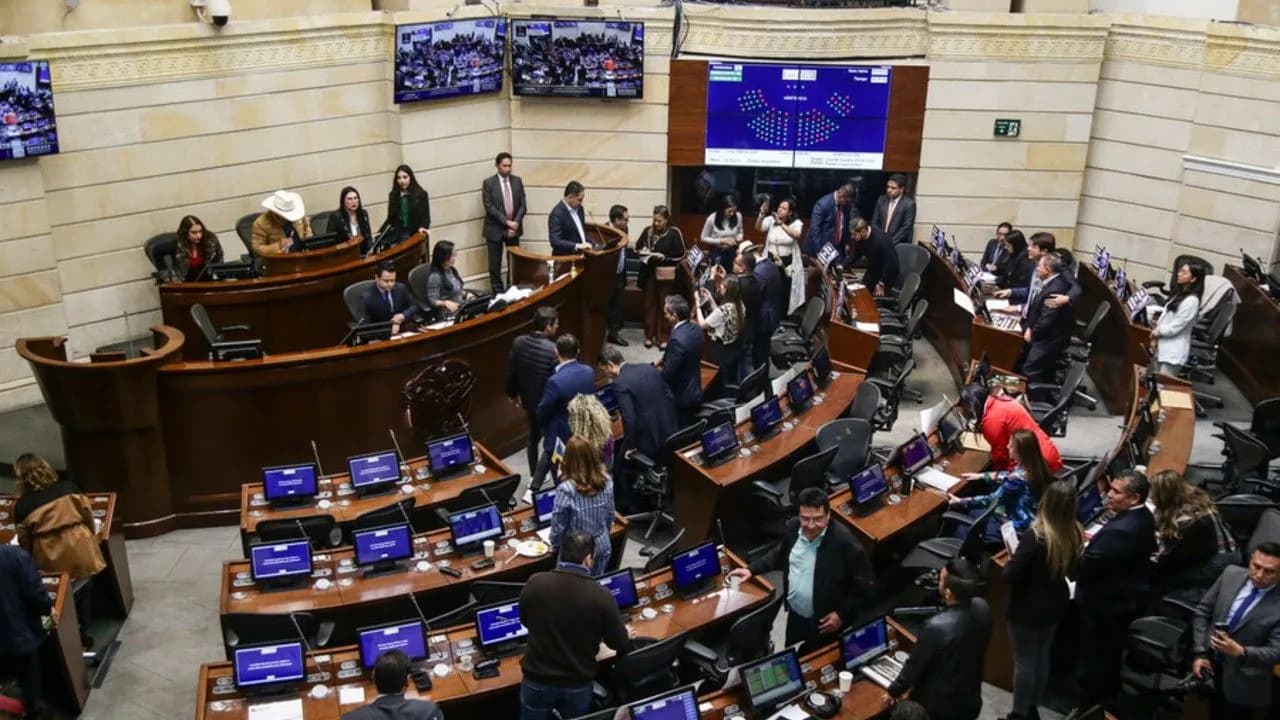 photologuephotos2025-05plenaria_senado_consulta_popularjpg photologuephotos2025-05plenaria_senado_consulta_popularjpg