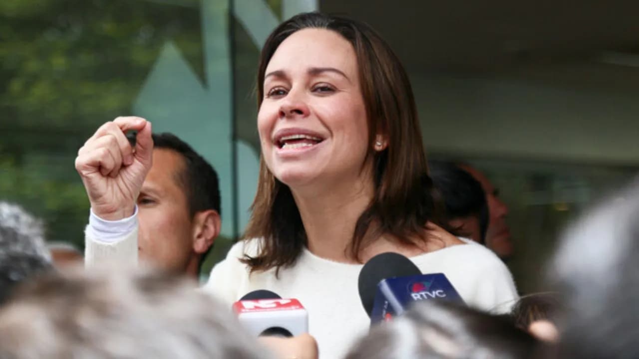 photologuephotos2025-07_no_puedo_ver_la_imagen_del_atentado_maria_claudia_tarazona_revelo_los_momentos_mas_criticos_de_miguel_uribe_turbayjpg photologuephotos2025-07_no_puedo_ver_la_imagen_del_atentado_maria_claudia_tarazona_revelo_los_momentos_mas_criticos_de_miguel_uribe_turbayjpg