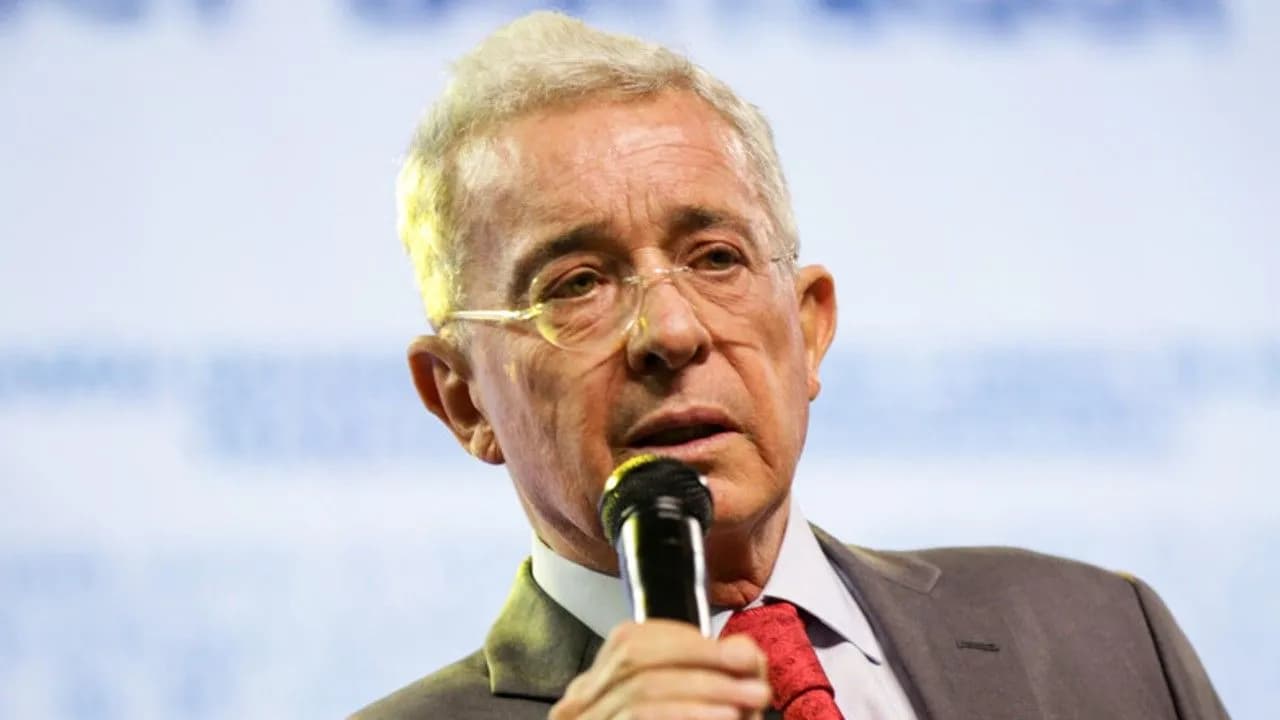 photologuephotos2025-07uribe_propuestasjpg photologuephotos2025-07uribe_propuestasjpg