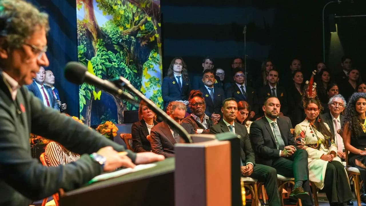 photologuephotos2025-06presidente_petro_y_su_nuevo_gabinetejpg photologuephotos2025-06presidente_petro_y_su_nuevo_gabinetejpg