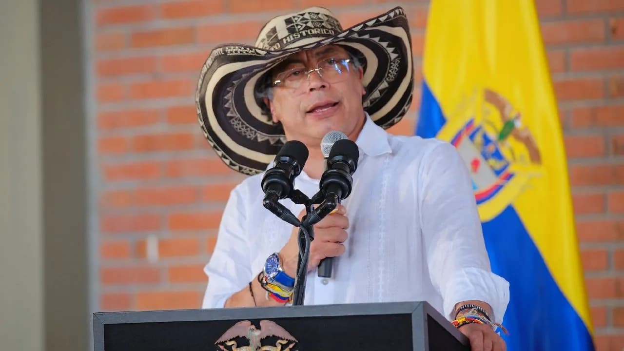 photologuephotos2025-07gustavo-petro-comision-acusaciones-camarajpg photologuephotos2025-07gustavo-petro-comision-acusaciones-camarajpg