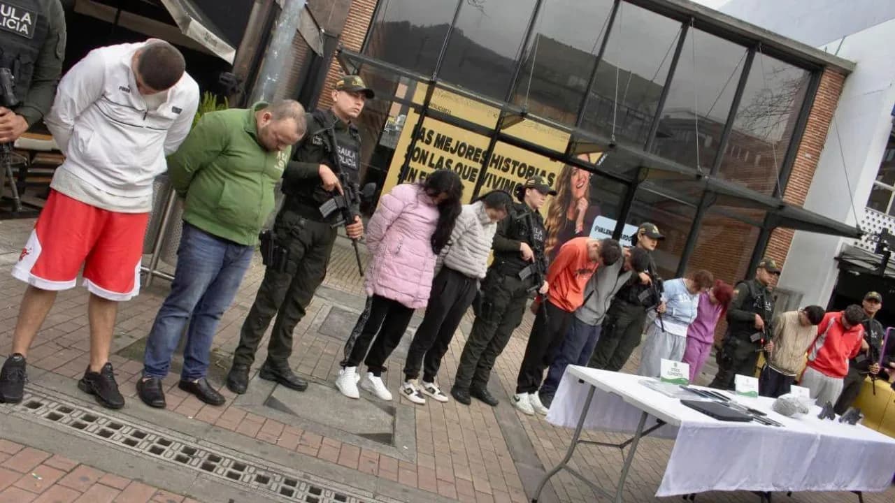 photologuephotos2025-06desmantelan_a_la_banda_los_de_la_t_serian_responsables_de_27_paseos_millonarios_en_bogotajpg photologuephotos2025-06desmantelan_a_la_banda_los_de_la_t_serian_responsables_de_27_paseos_millonarios_en_bogotajpg