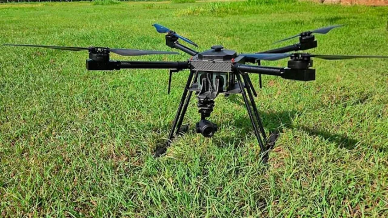 photologuephotos2025-07dragom_dron_de_colomibajpg photologuephotos2025-07dragom_dron_de_colomibajpg