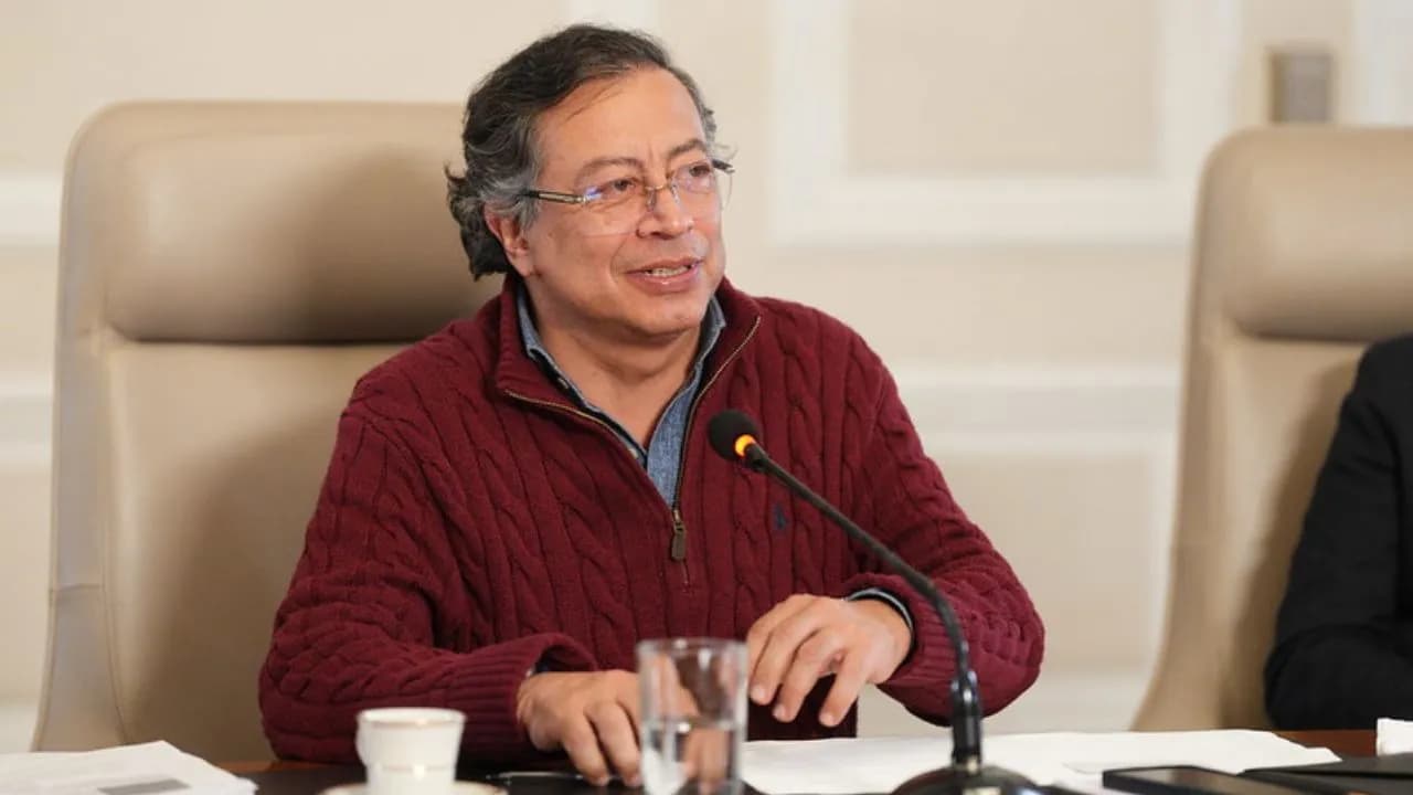 photologuephotos2025-06la_revista_britanica_cuestiono_la_capacidad_del_mandatario_para_avanzar_en_la_implementacion_de_la_paz_total_alcanzar_reformas_sociales_y_atender_problemas_economicosjpg photologuephotos2025-06la_revista_britanica_cuestiono_la_capacidad_del_mandatario_para_avanzar_en_la_implementacion_de_la_paz_total_alcanzar_reformas_sociales_y_atender_problemas_economicosjpg