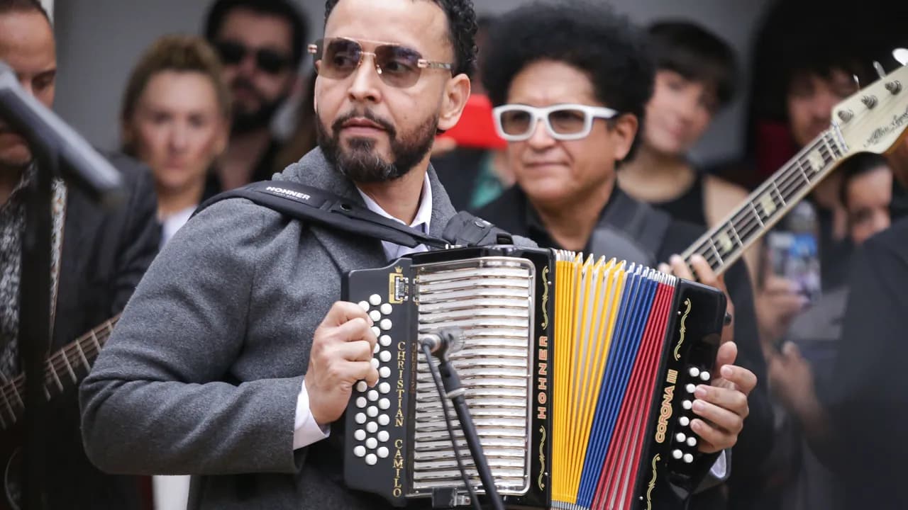Homenaje musical al legado Edigio Cuadrado, el Rey del Vallenato. Homenaje musical al legado Edigio Cuadrado, el Rey del Vallenato.
