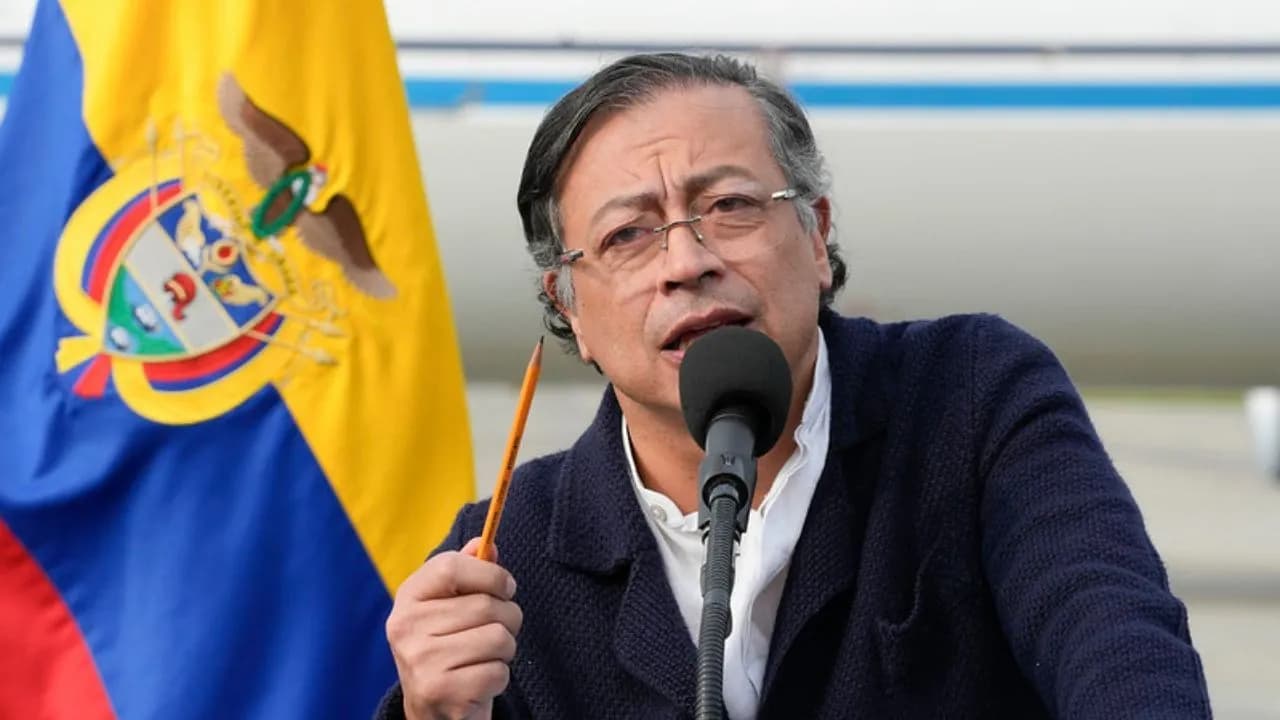 Petro rechaza descertificación Petro rechaza descertificación