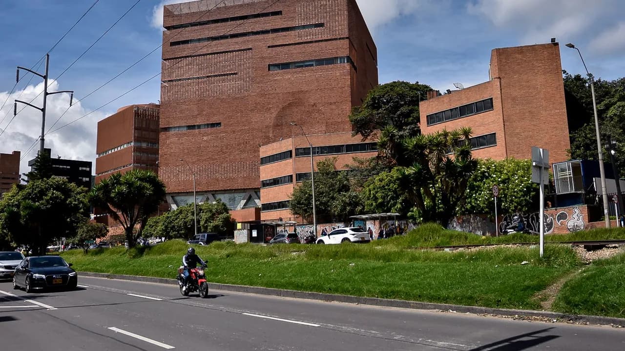 Clínica Fundación Santa Fe de Bogotá. Clínica Fundación Santa Fe de Bogotá.
