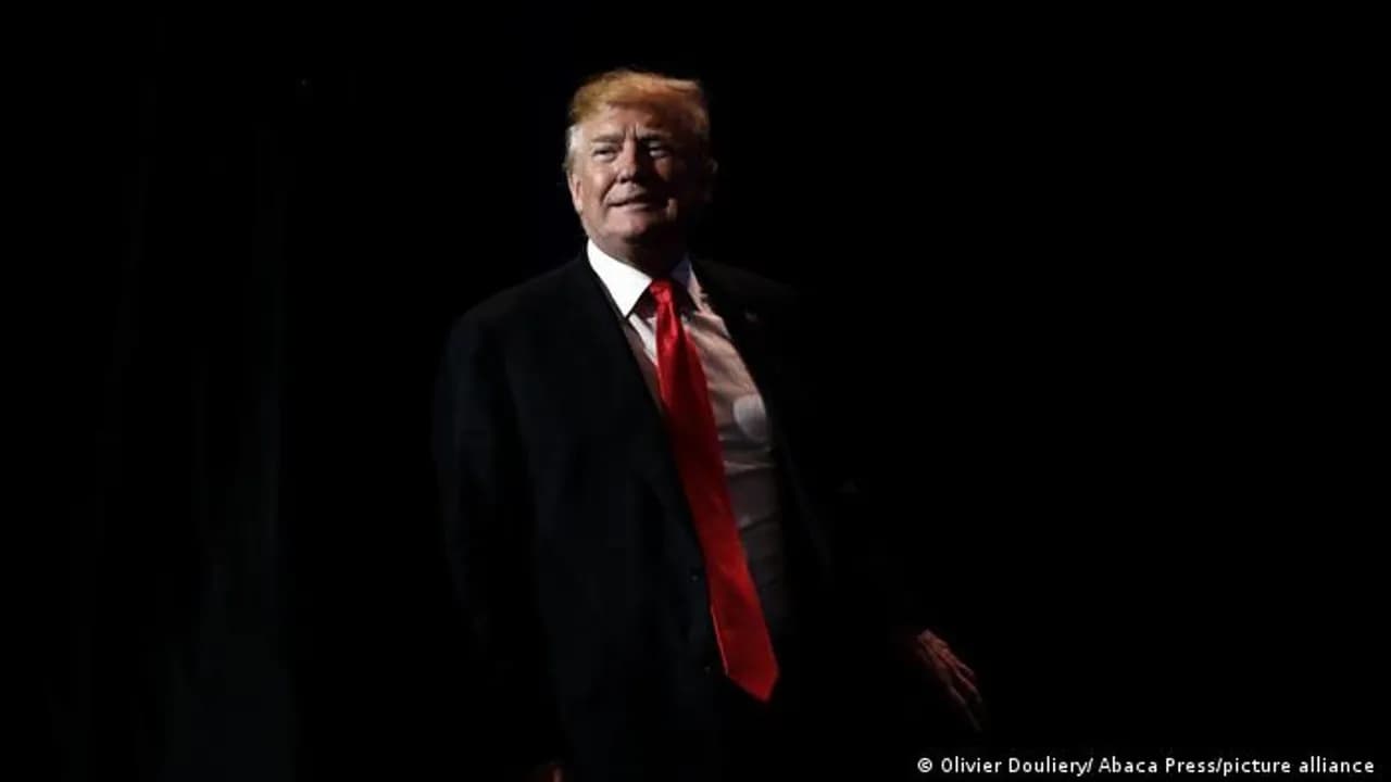 photologuephotos2022-10trump2jpg photologuephotos2022-10trump2jpg