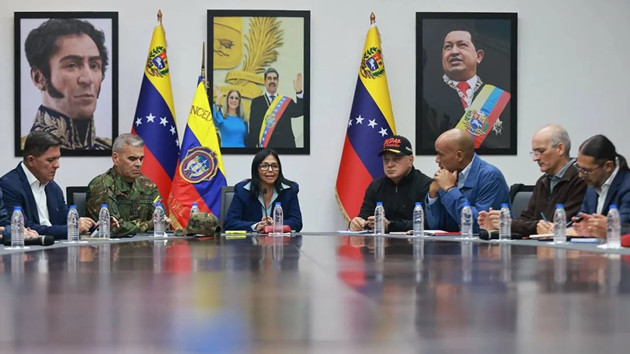 Delcy Rodríguez en el consejo de ministros Delcy Rodríguez en el consejo de ministros