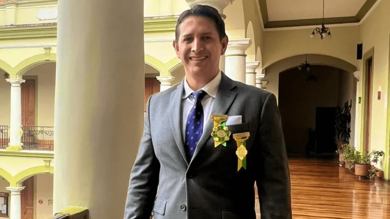 Alejandro Sánchez Cerón Alejandro Sánchez Cerón