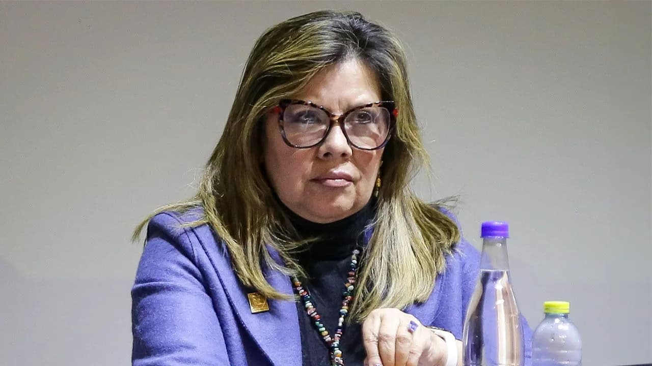 Fiscalía revocó la suspensión de 16 órdenes de captura contra capos de bandas de Medellín Fiscalía revocó la suspensión de 16 órdenes de captura contra capos de bandas de Medellín