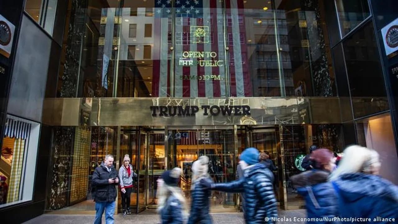 photologuephotos2022-10trump_0jpg photologuephotos2022-10trump_0jpg