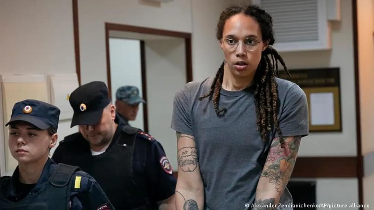 photologuephotos2022-11rusia_detencionjpg photologuephotos2022-11rusia_detencionjpg