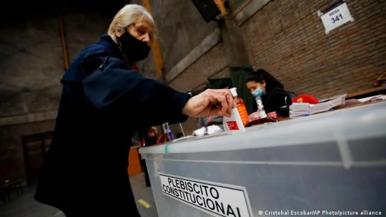 photologuephotos2022-12voto_obligatorio_en_perujpg photologuephotos2022-12voto_obligatorio_en_perujpg