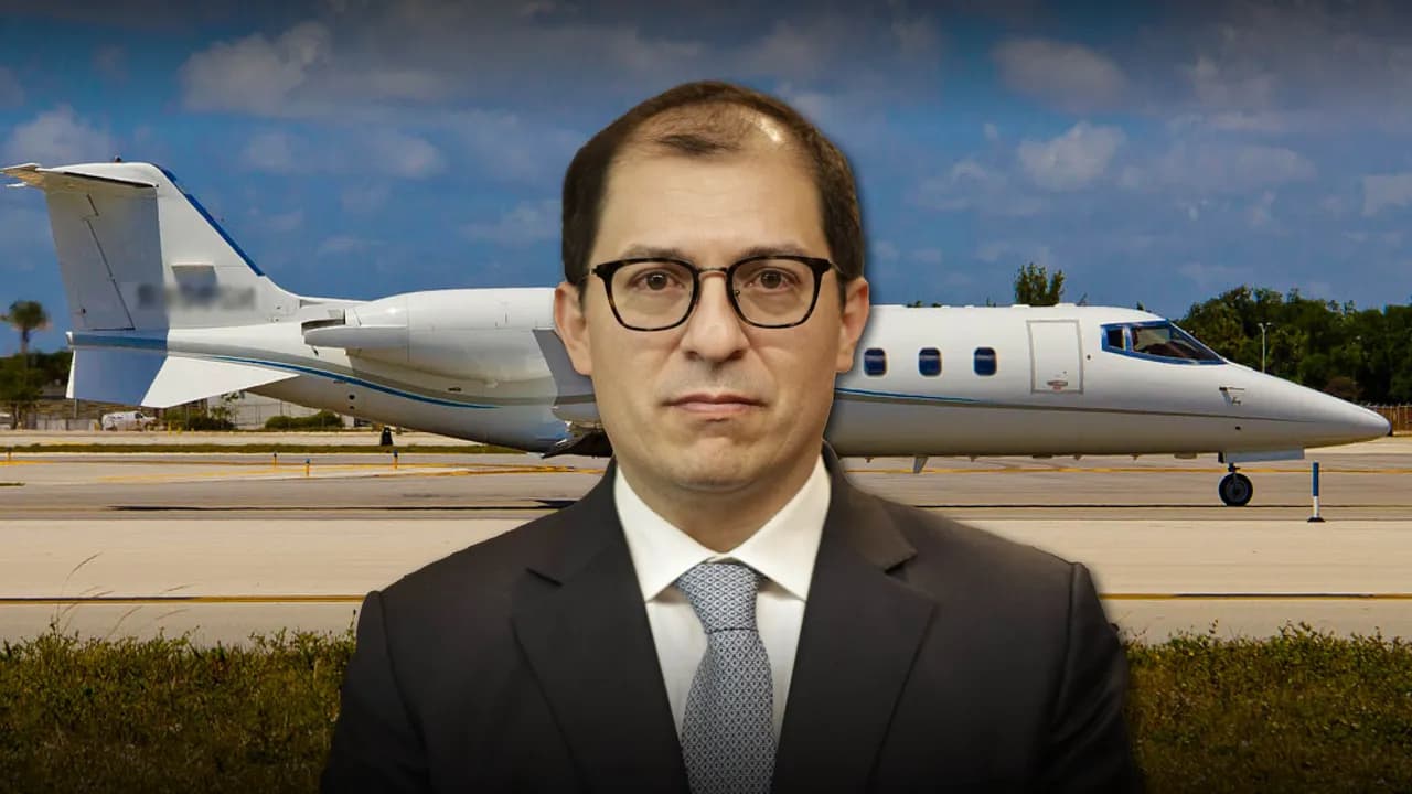 photologuephotos2023-01avion-fiscal-barbosajpg photologuephotos2023-01avion-fiscal-barbosajpg
