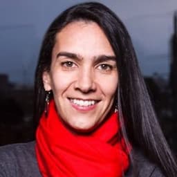 Ana María Zamora