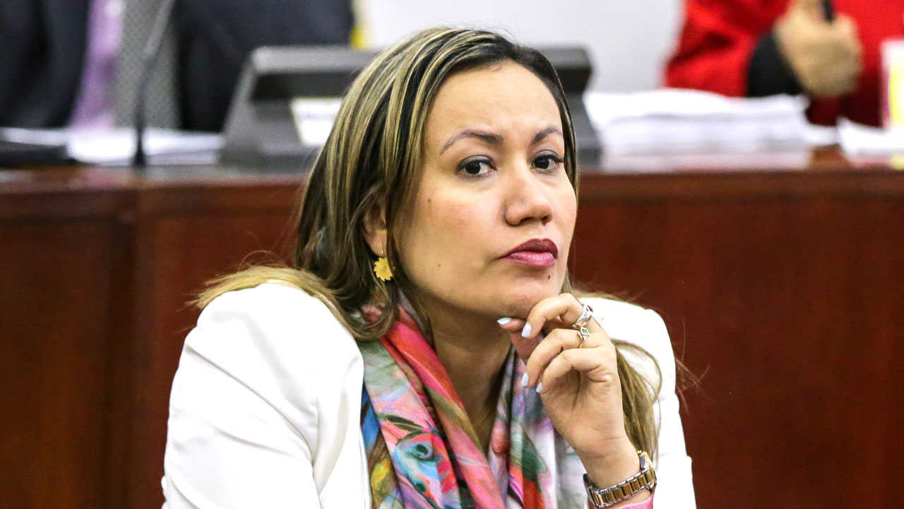 “Poner en cintura a las EPS es liquidarlas, intervenirlas”: exministra de Salud Carolina Corcho sobre situación del sistema de salud