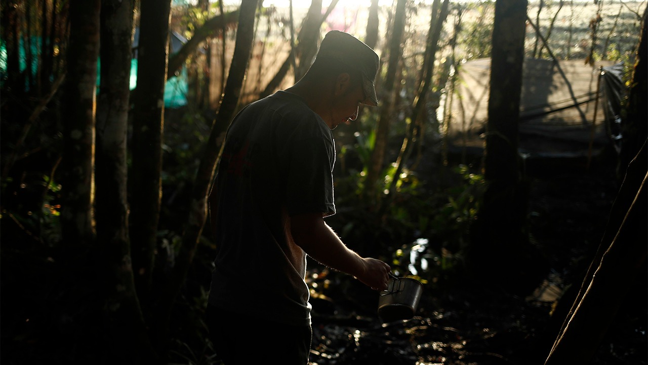 Las autoridades identificaron a dos narcos encargados de dar dinero y armas para las acciones ilegales de alias Iván Mordisco, cabecilla de las disidencias de las Farc.
Crédito: Colprensa