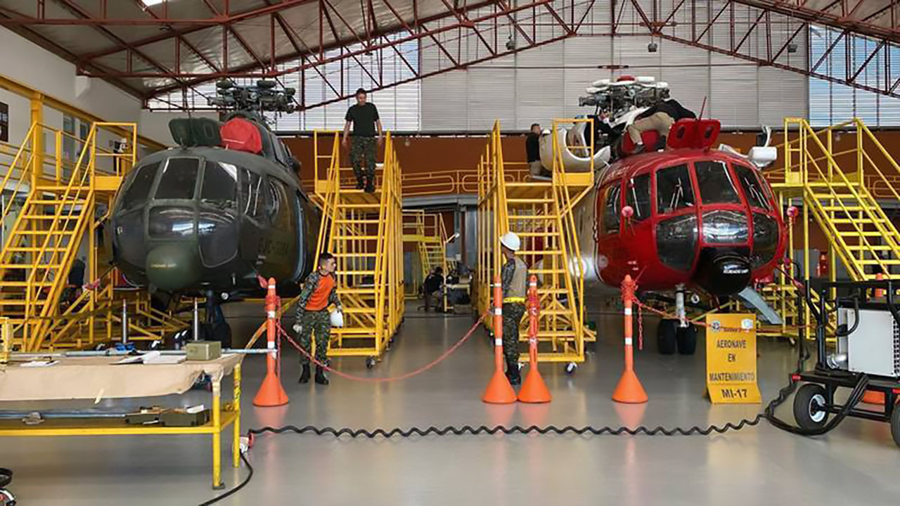 Los helicóptero MI17 fundamentales para el traslado de personal y víveres estan en un litigio jurídico para su funcionamiento.
Crédito: Ejército Nacional.