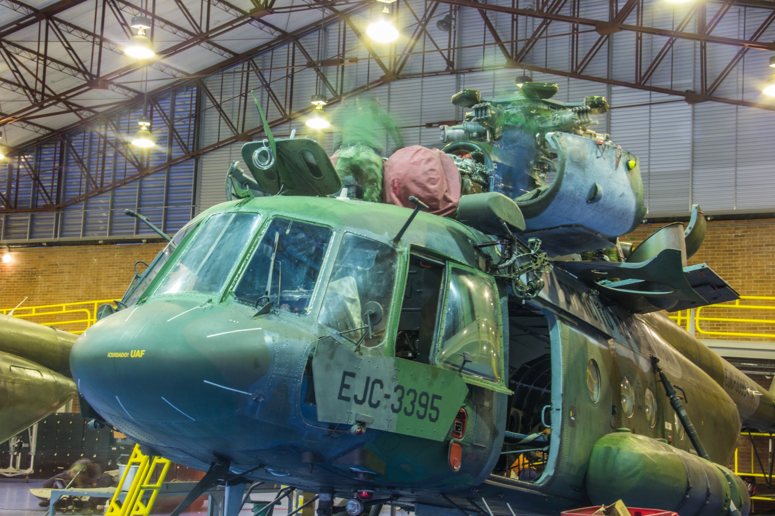 De los 20 helicópteros MI 17  que deberían estar en funcionamiento solo  ocho  están realizando tareas operacionales en el país.