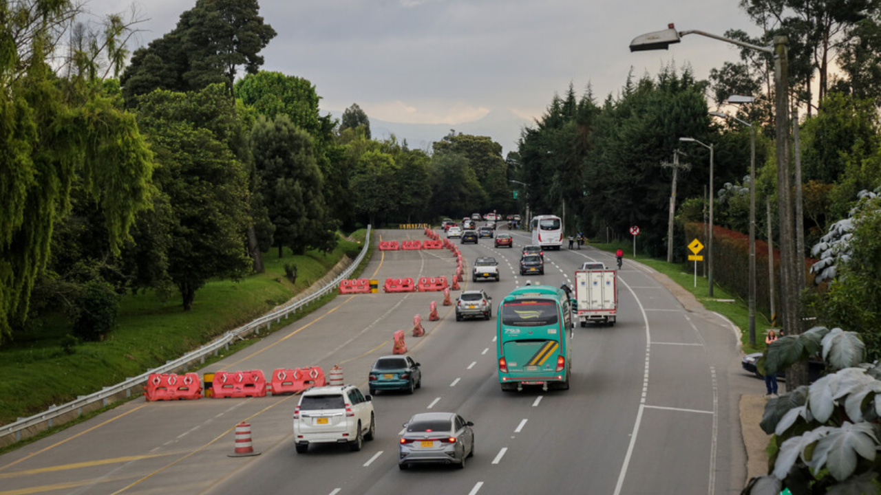La Secretaría de Movilidad realizará más de 500 acciones semanales para gestionar el tráfico y recuperar el espacio público | Crédito: Colprensa