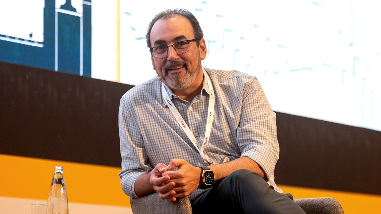 Sergio Díaz-Granados, presidente del Banco de Desarrollo de América Latina y el Caribe (CAF). Crédito imagen: Ceapi.