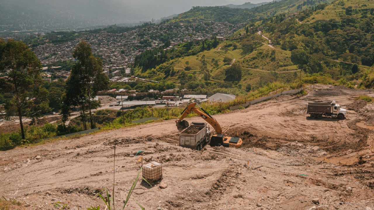 Excavaciones en La Escombrera, en Medellín. Créditos: JEP