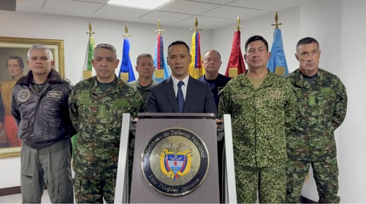 El ministro de Defensa, general retirado Pedro Sánchez le ha ordenado a la Cúpula militar no detener sus operaciones en contra de las organizaciones ilegales en el país.