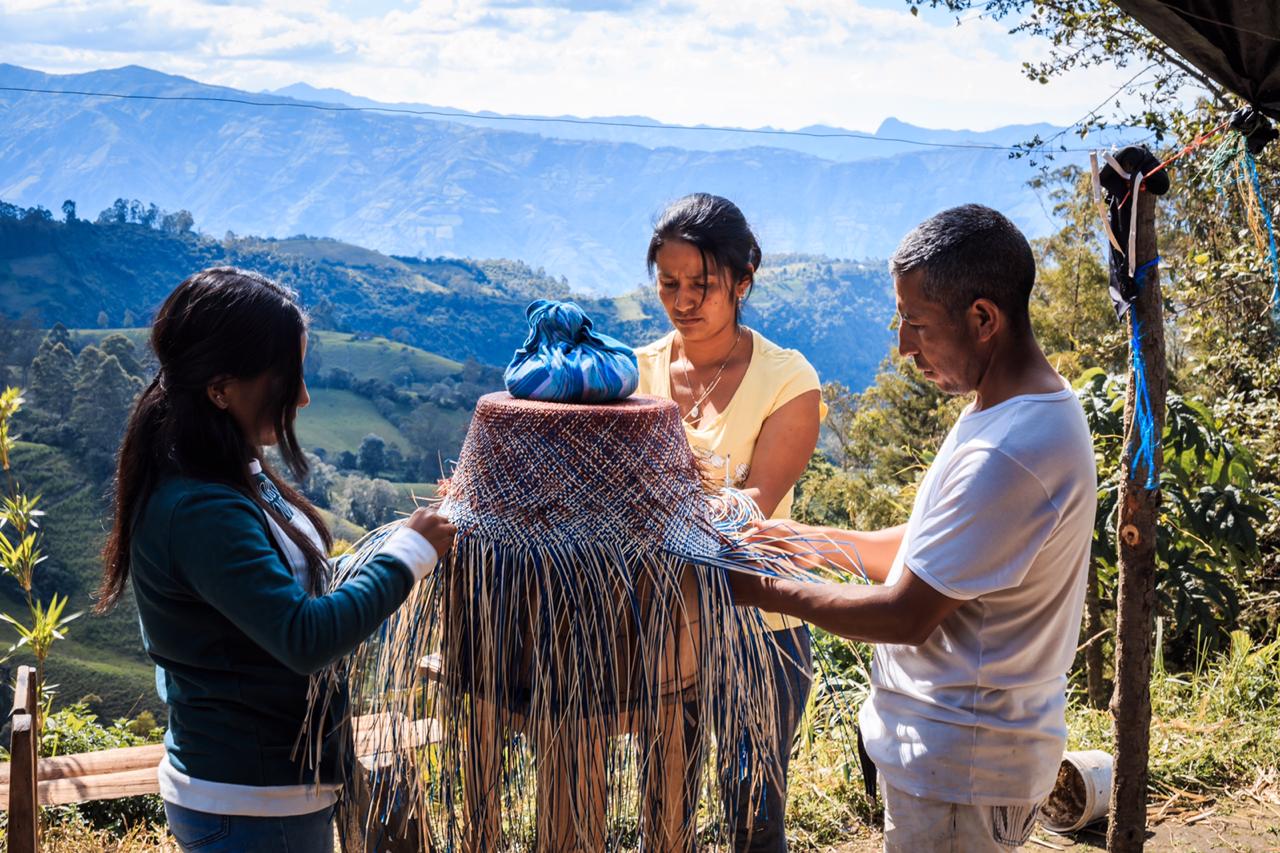 Imagen principal del artículo 'La academia, ¿de espaldas a la moda?'
