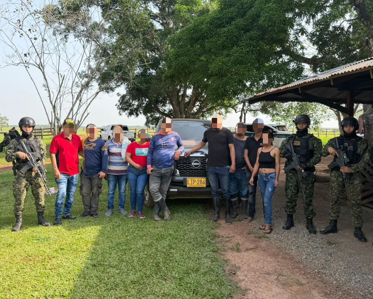 Las quince personas fueron secuestradas por integrantes de las disidencias de las Farc.