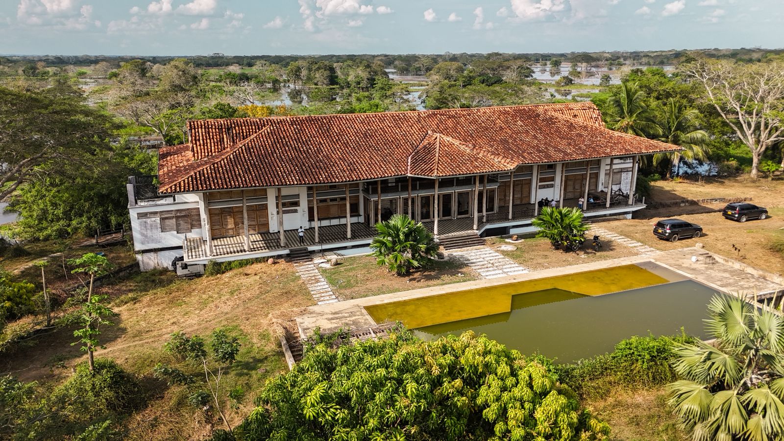 La finca Támesis, que perteneció a Carlos Castaño Gil, está ubicada a siete kilómetros de Montería. Hoy es de campesinos damnificados por las inundaciones. Foto: ANT.
