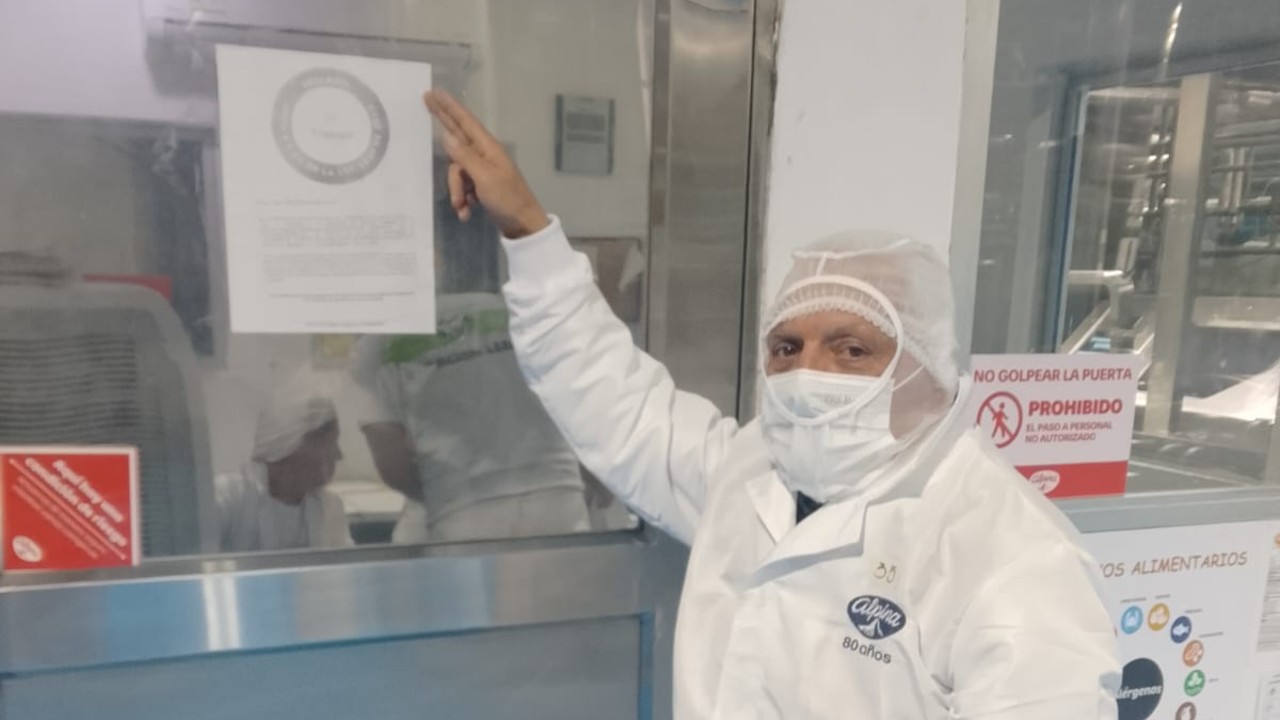 Inspección en instalaciones de Alpina. Créditos: Ministerio del Trabajo.