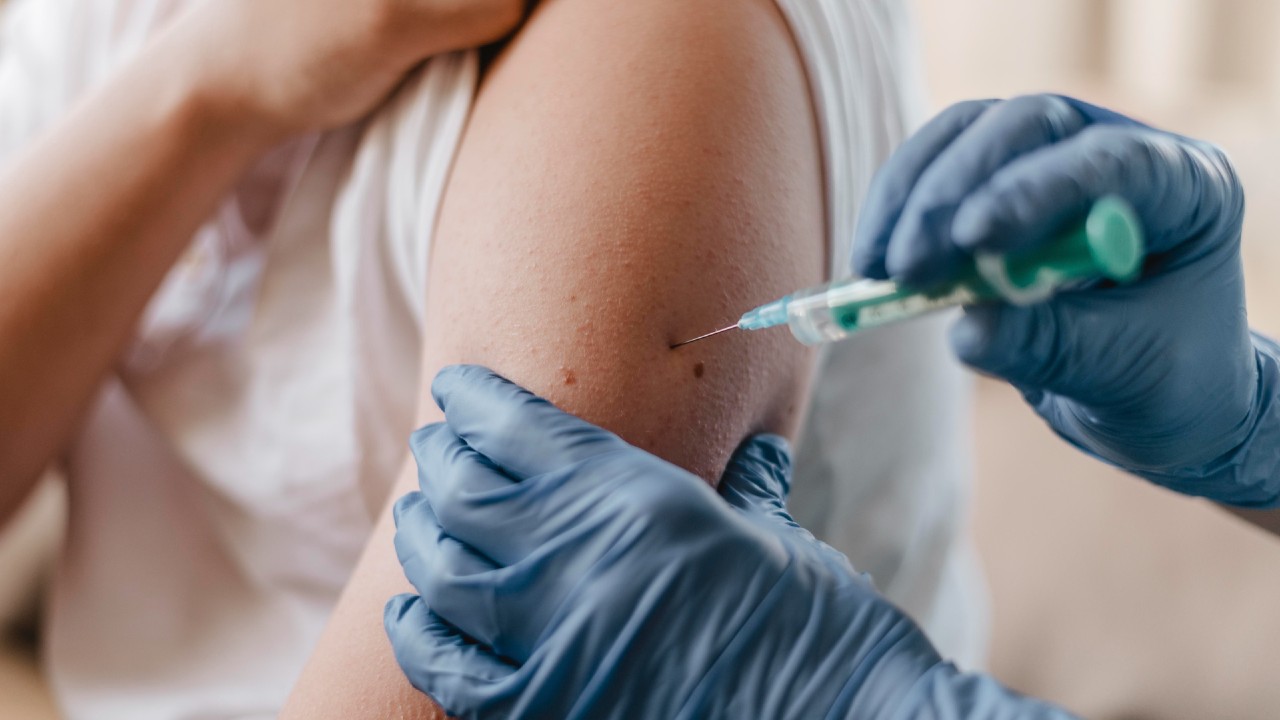 Los colombianos deben adoptar medidas de autocuidado ante riesgo de contagio. Créditos: Freepik