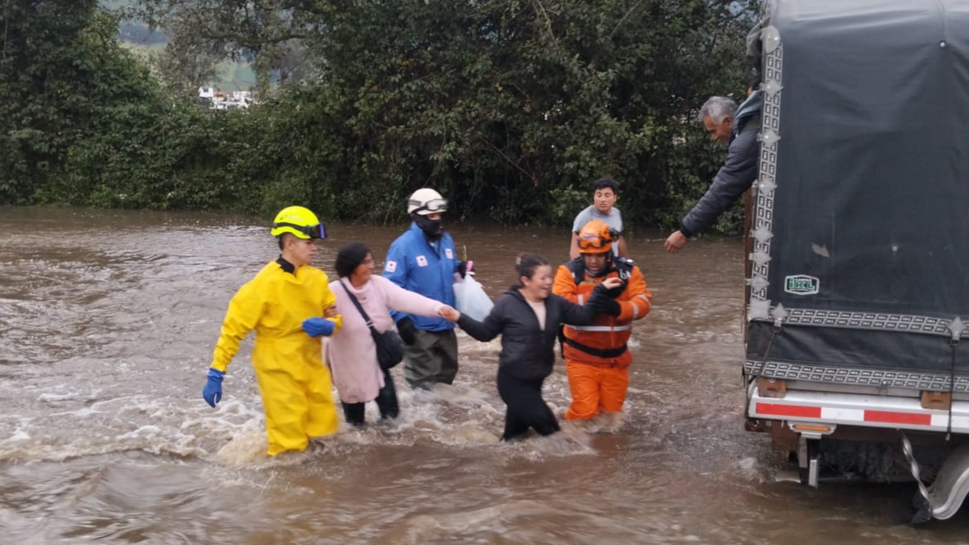Al menos 24 barrios de Facatativá quedaron afectados por las fuertes lluvias.